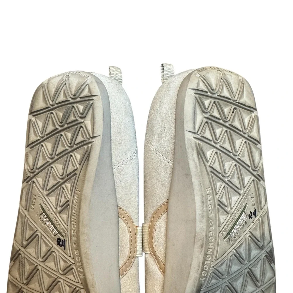 Earth Shoes Womens Size 6B Cream Beige Intrigue Leather Mary Jane Comfort‎ Flats